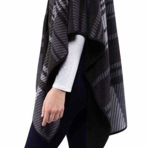 Ike Behar Blanket Poncho Black Shawl Reversible Wrap Fleece Women One Size Cozy - Picture 9 of 16